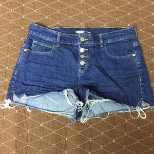 Old Navy Boyfriend shorts size 6